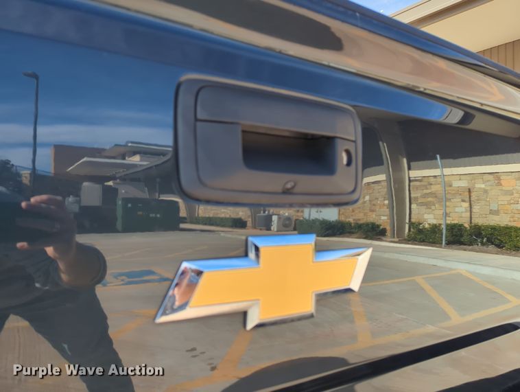 image for item DN3813 2018 Chevrolet Silverado 1500 Double Cab pickup truck