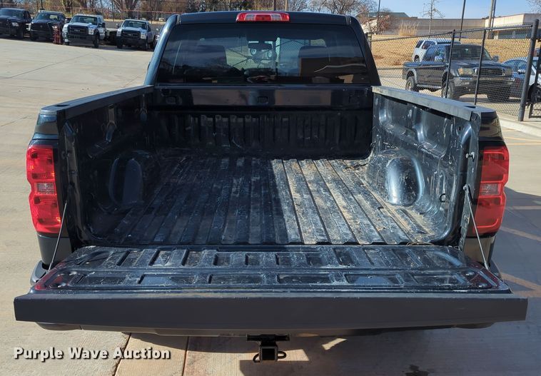 image for item DN3813 2018 Chevrolet Silverado 1500 Double Cab pickup truck