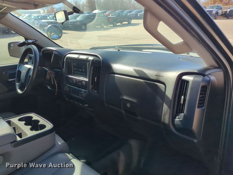 image for item DN3813 2018 Chevrolet Silverado 1500 Double Cab pickup truck