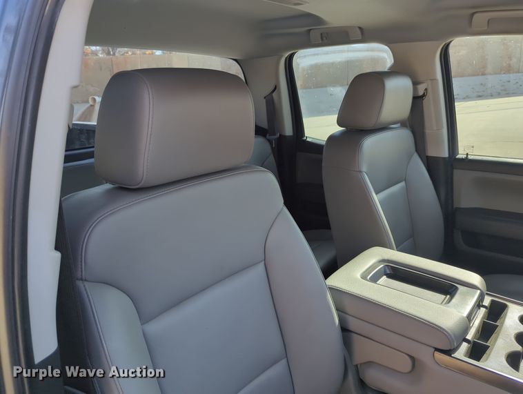 image for item DN3813 2018 Chevrolet Silverado 1500 Double Cab pickup truck