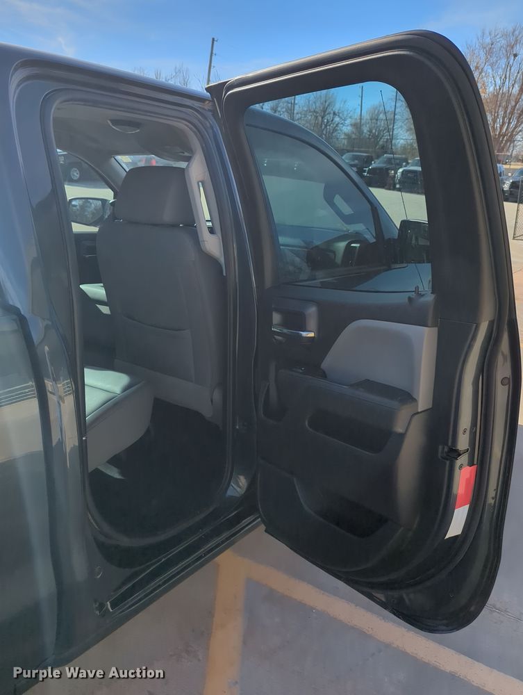 image for item DN3813 2018 Chevrolet Silverado 1500 Double Cab pickup truck