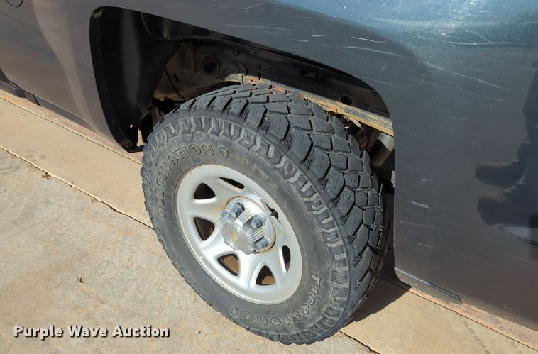 image for item DN3813 2018 Chevrolet Silverado 1500 Double Cab pickup truck