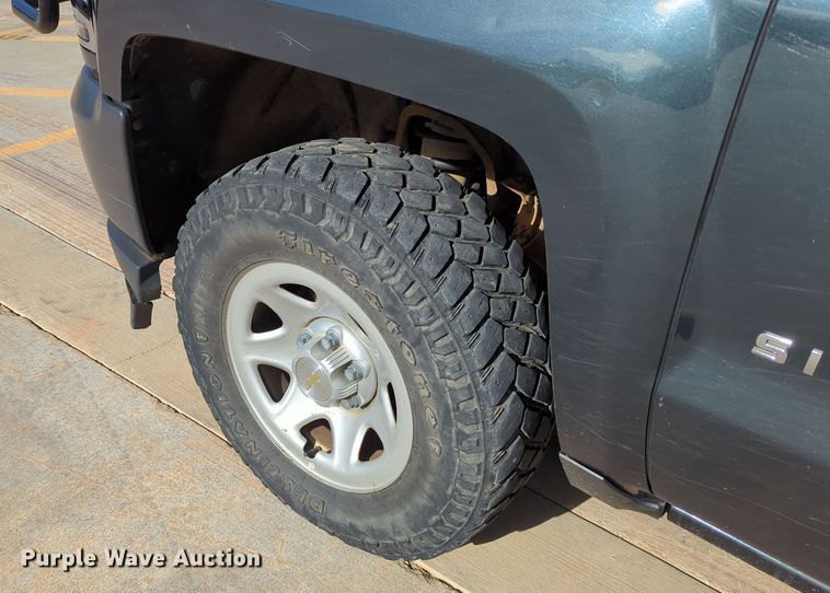 image for item DN3813 2018 Chevrolet Silverado 1500 Double Cab pickup truck