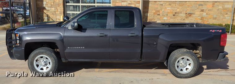 image for item DN3814 2016 Chevrolet Silverado 1500 Double Cab pickup truck