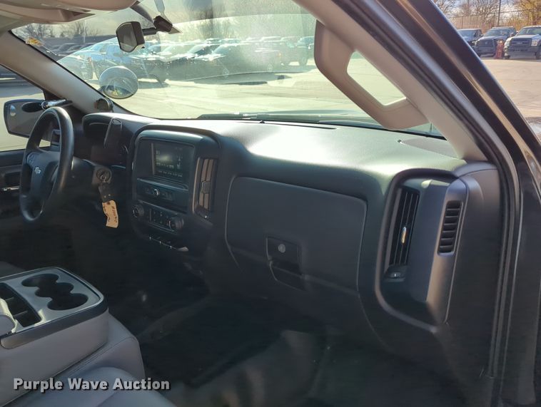 image for item DN3814 2016 Chevrolet Silverado 1500 Double Cab pickup truck