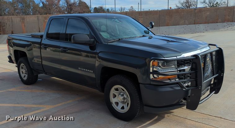 image for item DN3815 2018 Chevrolet Silverado 1500 Double Cab pickup truck