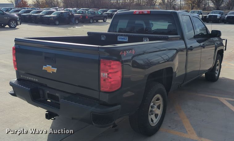 image for item DN3815 2018 Chevrolet Silverado 1500 Double Cab pickup truck