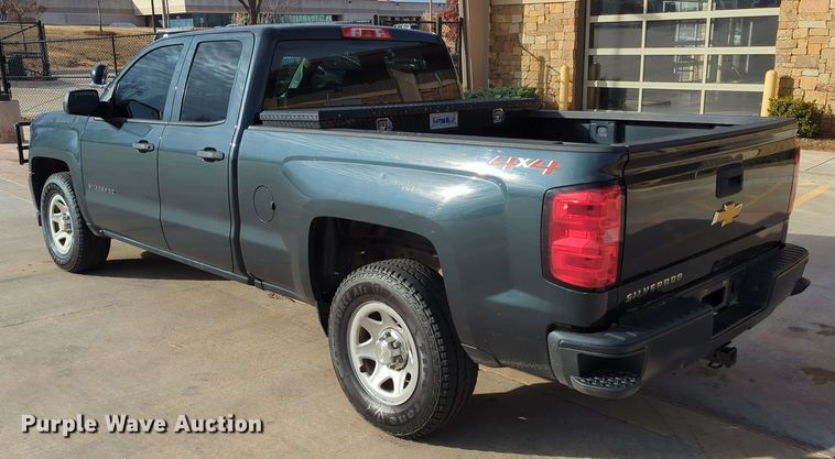 image for item DN3815 2018 Chevrolet Silverado 1500 Double Cab pickup truck