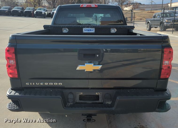 image for item DN3815 2018 Chevrolet Silverado 1500 Double Cab pickup truck