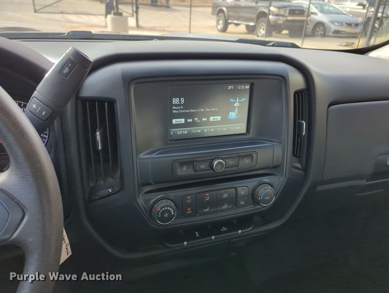 image for item DN3815 2018 Chevrolet Silverado 1500 Double Cab pickup truck