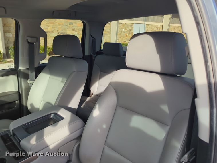 image for item DN3815 2018 Chevrolet Silverado 1500 Double Cab pickup truck