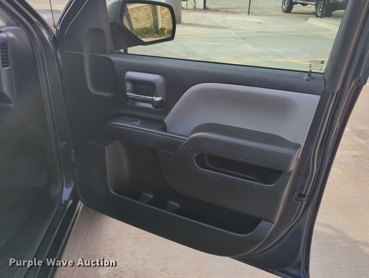 image for item DN3815 2018 Chevrolet Silverado 1500 Double Cab pickup truck