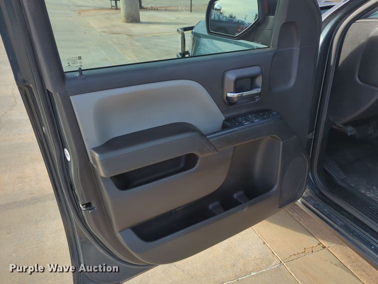 image for item DN3816 2018 Chevrolet Silverado 1500 Double Cab pickup truck