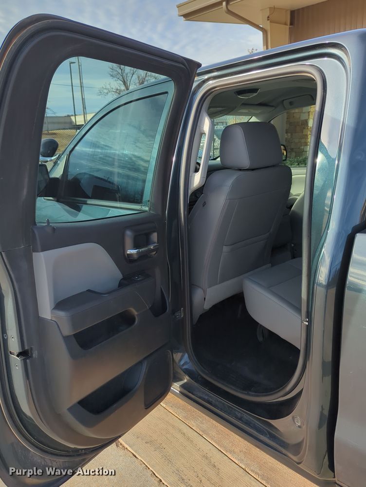 image for item DN3816 2018 Chevrolet Silverado 1500 Double Cab pickup truck