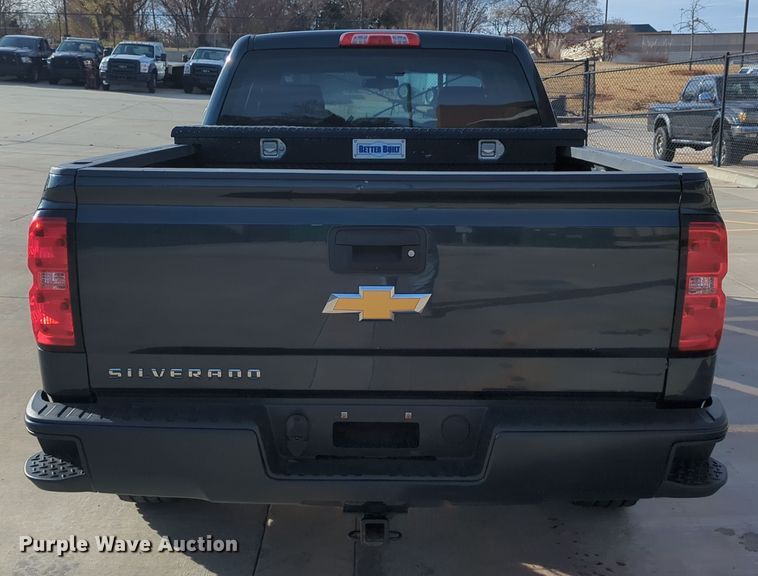 image for item DN3817 2018 Chevrolet Silverado 1500 Double Cab pickup truck