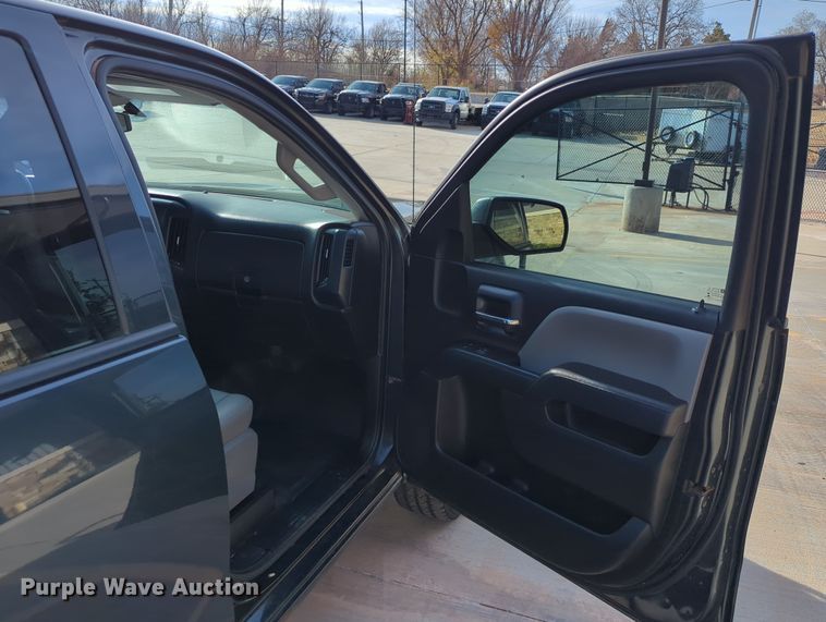 image for item DN3817 2018 Chevrolet Silverado 1500 Double Cab pickup truck