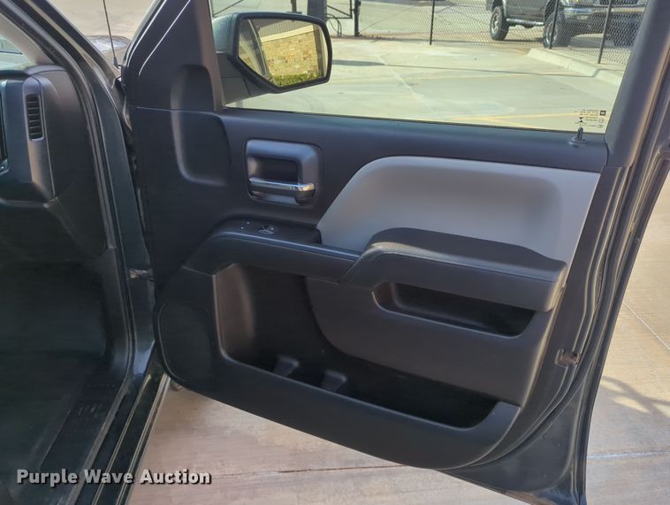 image for item DN3817 2018 Chevrolet Silverado 1500 Double Cab pickup truck