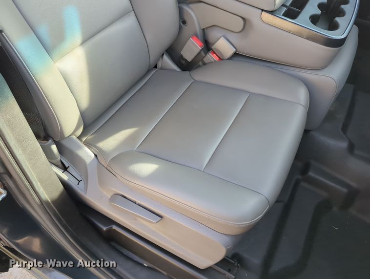 image for item DN3817 2018 Chevrolet Silverado 1500 Double Cab pickup truck