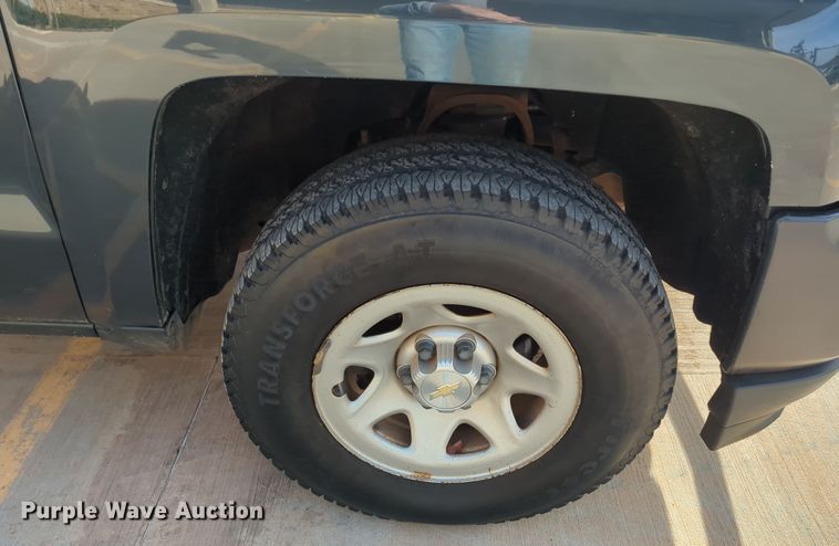 image for item DN3817 2018 Chevrolet Silverado 1500 Double Cab pickup truck