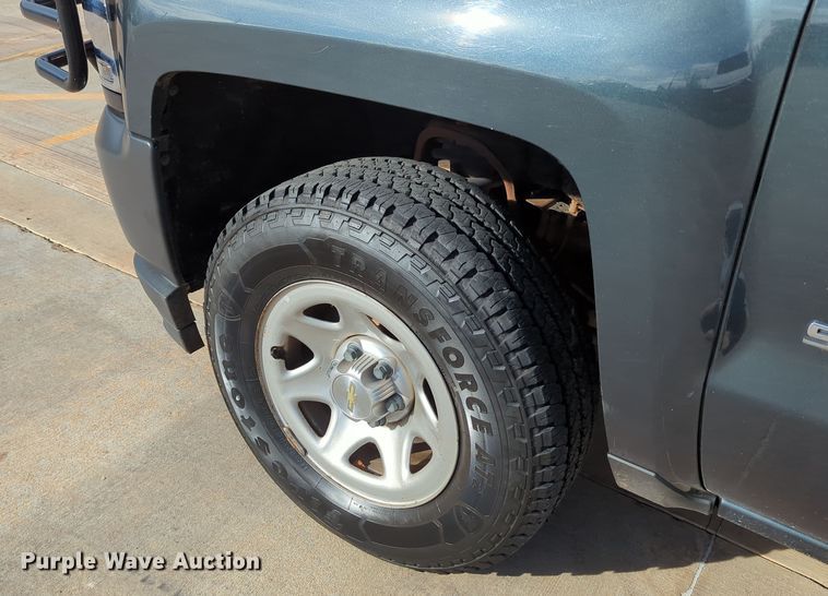 image for item DN3817 2018 Chevrolet Silverado 1500 Double Cab pickup truck