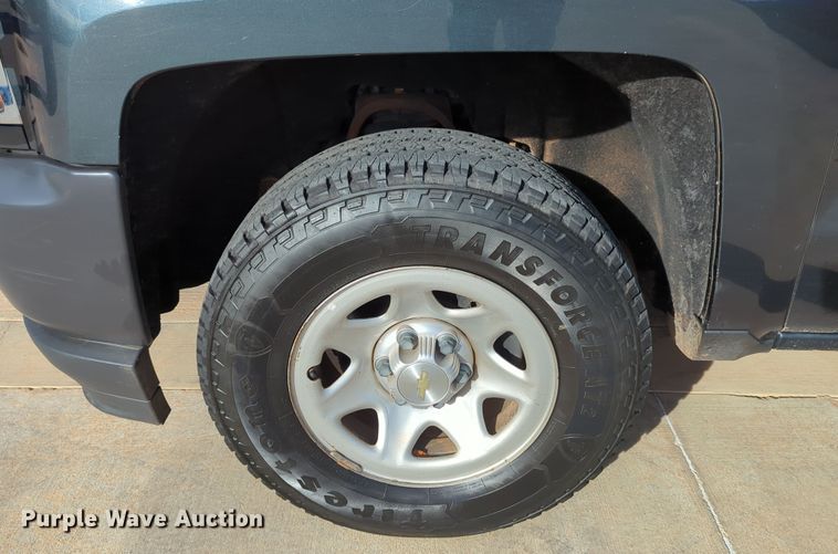 image for item DN3817 2018 Chevrolet Silverado 1500 Double Cab pickup truck