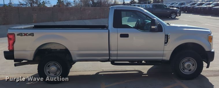 image for item DN3818 2017 Ford F250 Super Duty XL pickup truck