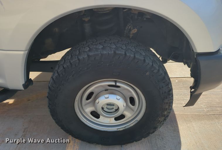 image for item DN3818 2017 Ford F250 Super Duty XL pickup truck