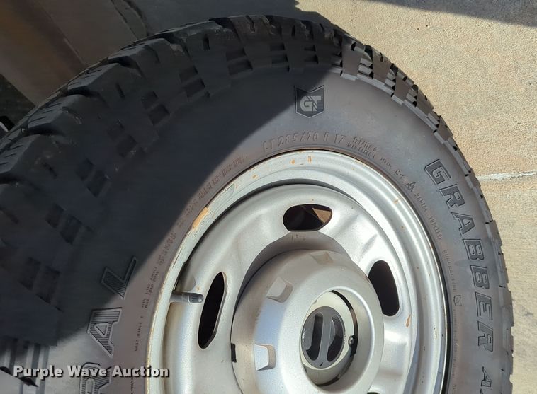 image for item DN3818 2017 Ford F250 Super Duty XL pickup truck