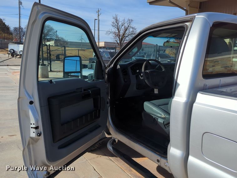 image for item DN3819 2015 Ford F250 Super Duty XL pickup truck