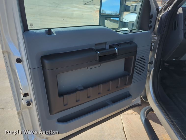 image for item DN3819 2015 Ford F250 Super Duty XL pickup truck