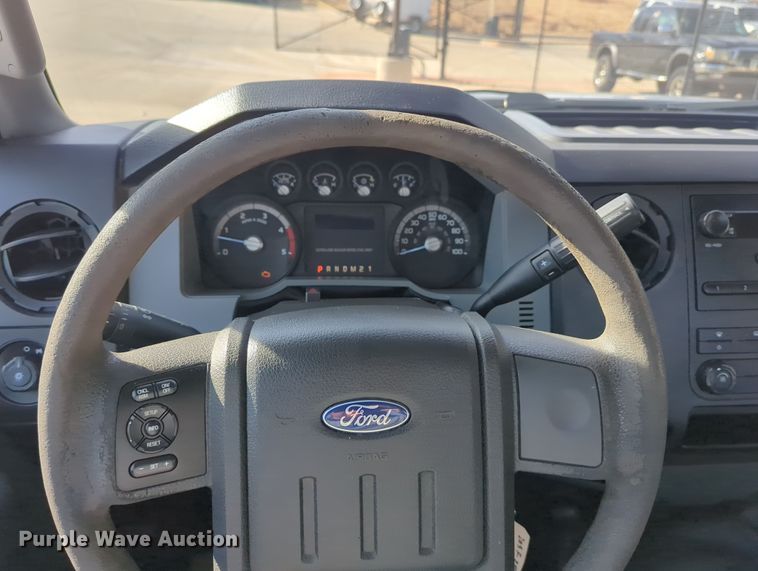 image for item DN3819 2015 Ford F250 Super Duty XL pickup truck