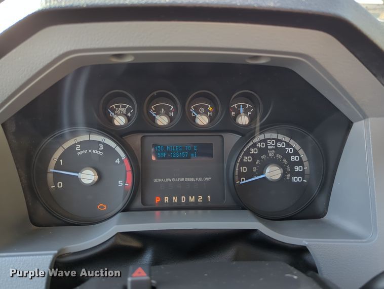 image for item DN3819 2015 Ford F250 Super Duty XL pickup truck