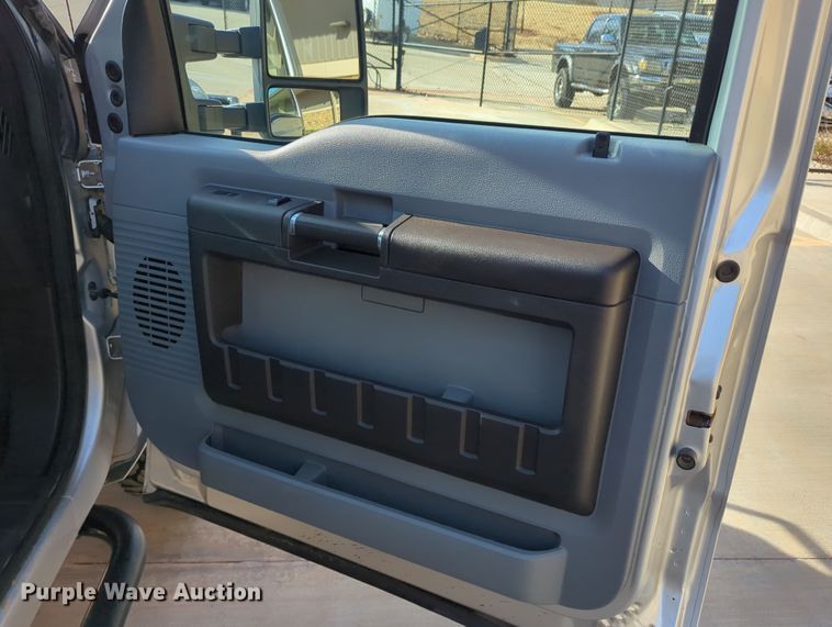 image for item DN3819 2015 Ford F250 Super Duty XL pickup truck