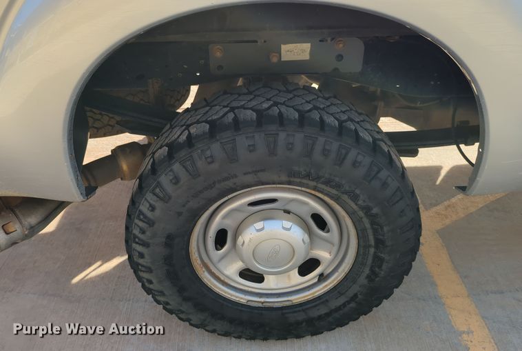 image for item DN3819 2015 Ford F250 Super Duty XL pickup truck