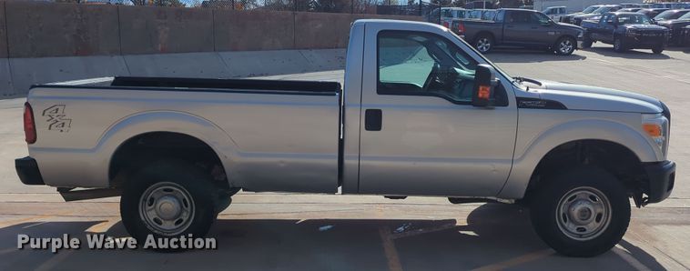 image for item DN3820 2013 Ford F250 Super Duty XL pickup truck