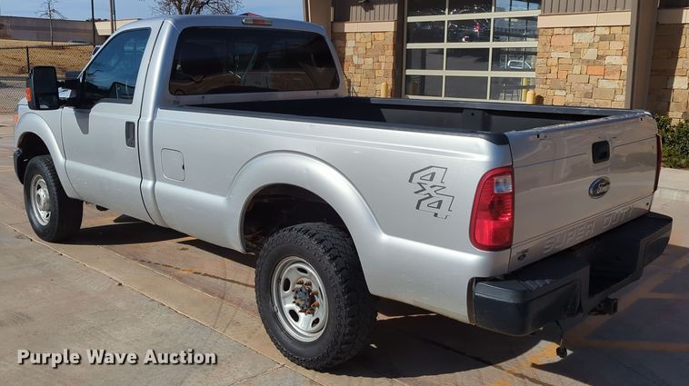 image for item DN3820 2013 Ford F250 Super Duty XL pickup truck