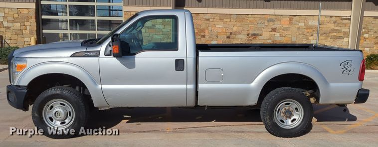 image for item DN3820 2013 Ford F250 Super Duty XL pickup truck