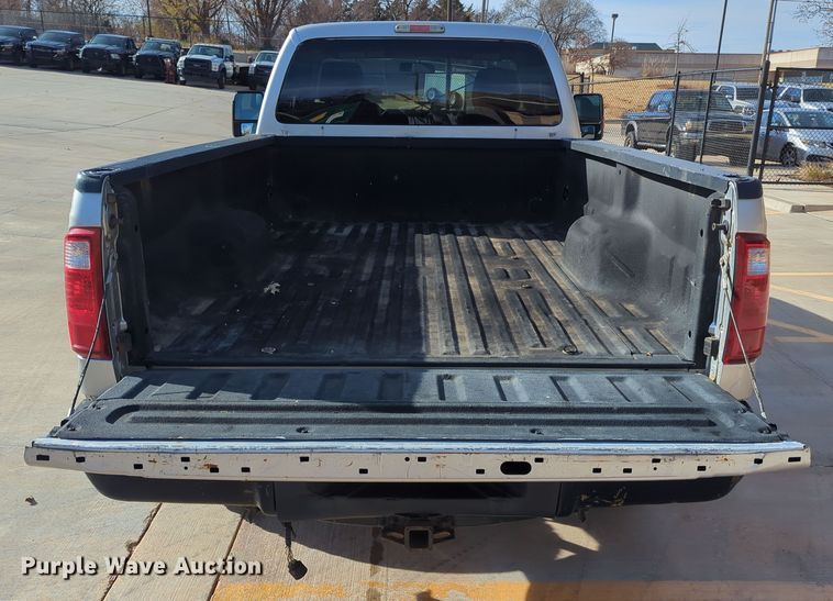 image for item DN3820 2013 Ford F250 Super Duty XL pickup truck