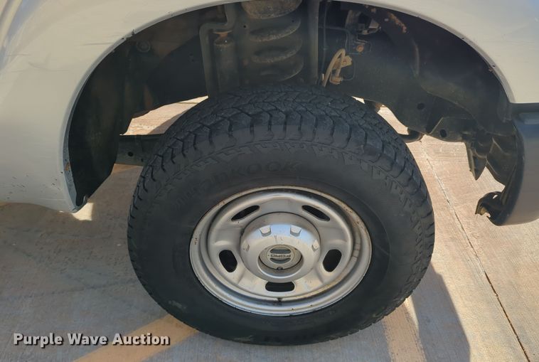 image for item DN3820 2013 Ford F250 Super Duty XL pickup truck