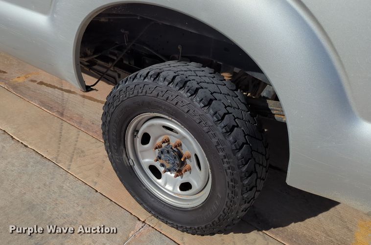 image for item DN3820 2013 Ford F250 Super Duty XL pickup truck