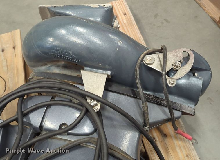 image for item DN3821 2006 Yamaha F40EJR outboard engine