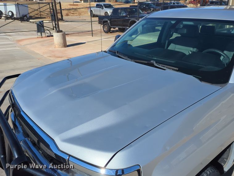 image for item DR6882 2016 Chevrolet Silverado  1500  Double Cab pickup truck