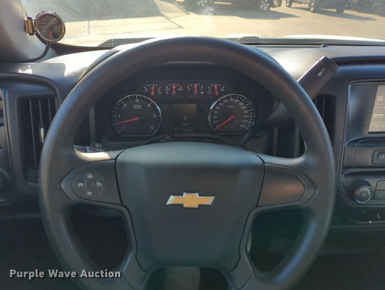 image for item DR6882 2016 Chevrolet Silverado  1500  Double Cab pickup truck