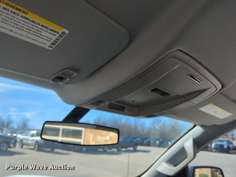 image for item DR6882 2016 Chevrolet Silverado  1500  Double Cab pickup truck