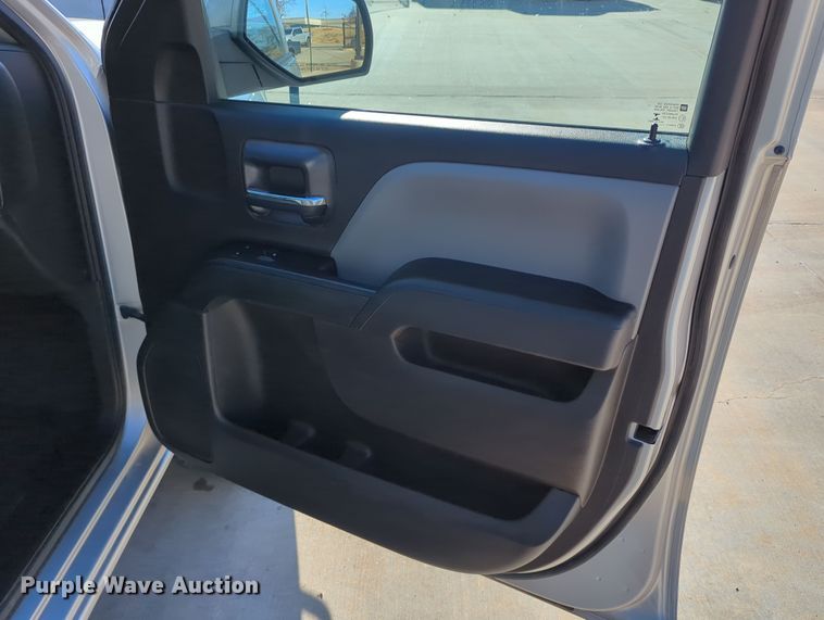 image for item DR6882 2016 Chevrolet Silverado  1500  Double Cab pickup truck