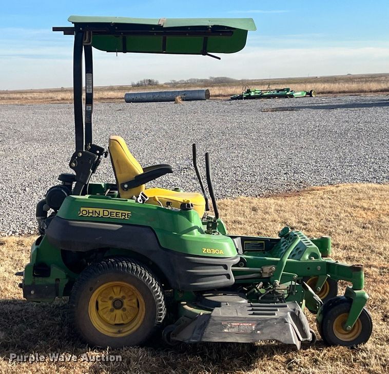 image for item EI0557 John Deere Z830A ZTR lawn mower