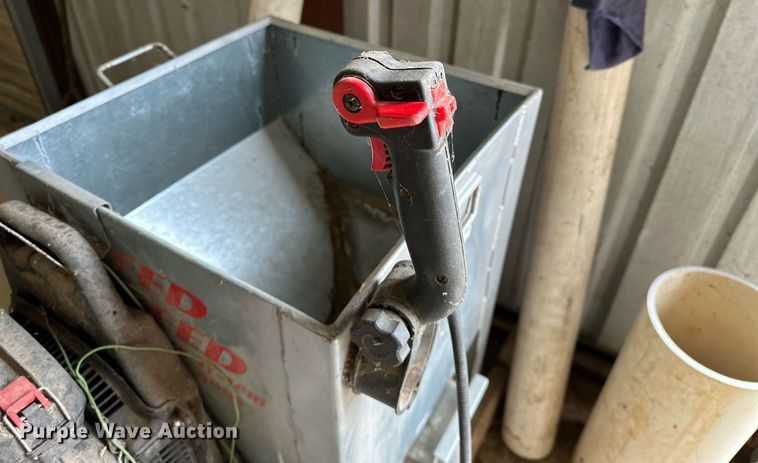 image for item LK9713 Speed Feed  feed delivery system