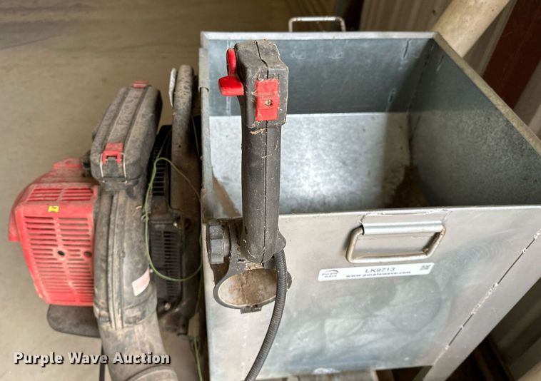 image for item LK9713 Speed Feed  feed delivery system