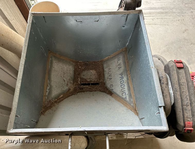 image for item LK9713 Speed Feed  feed delivery system