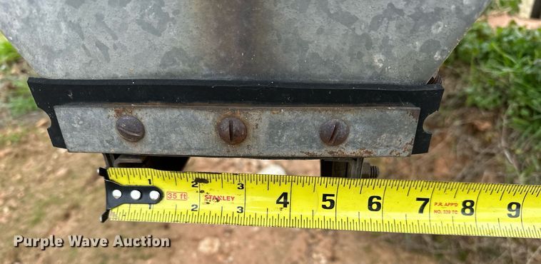 image for item LK9715 Grain bin